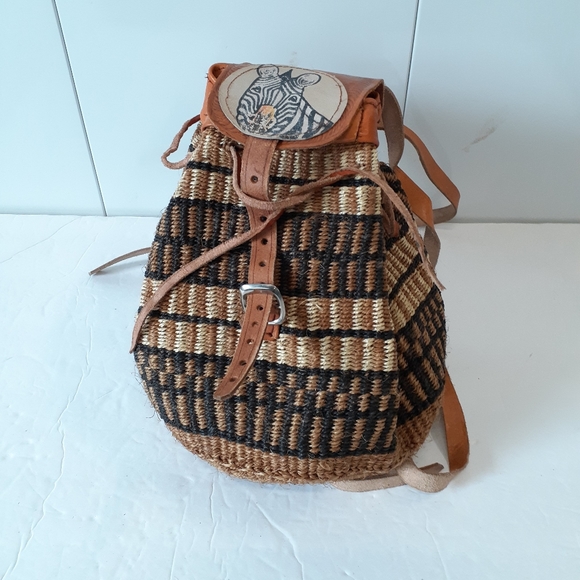 Backpack Purse Leather & Straw Made In Kenya Bohemian Y2K - Picture 2 of 10